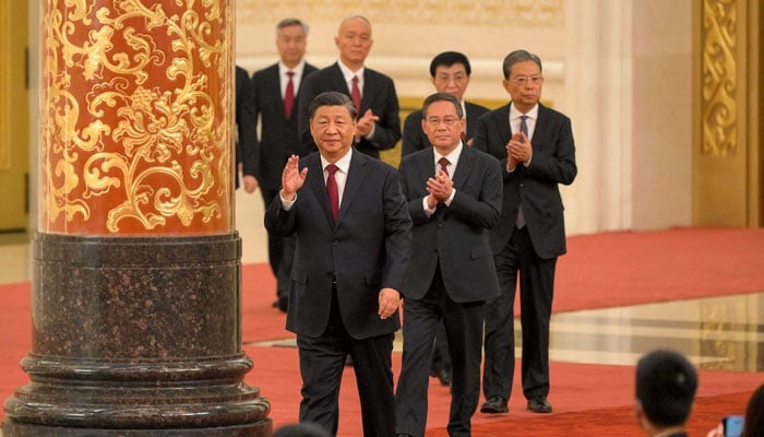 Xi-Jinping-et-membres-du-PCC