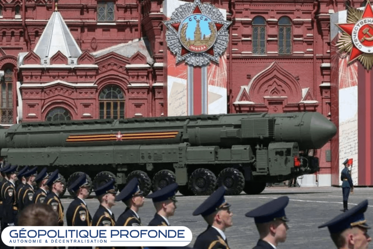 Loukachenko confirme que des armes nucléaires tactiques russes ont déjà été transférées au Belarus - L'escalade des tensions se poursuit.