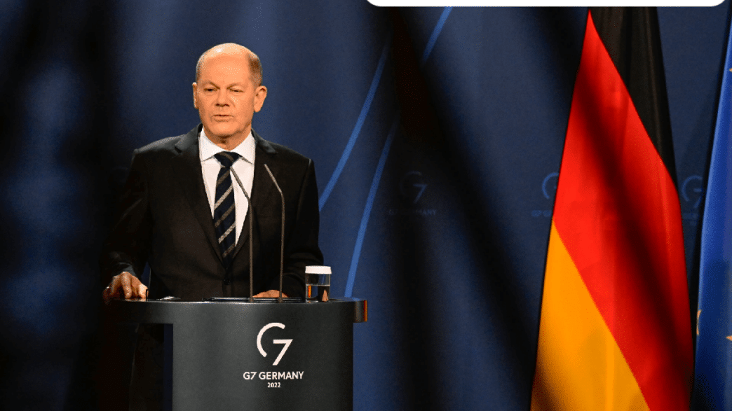 Le chancelier Olaf Scholz a déclaré que l'Allemagne était réticente à l'idée d'envoyer des armes de plus longue portée à l'Ukraine.