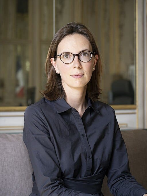 Découvrez comment les coupes budgétaires en France vont impacter les services publics, l'économie et votre pouvoir d'achat.