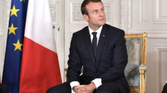 Nouvelle crise diplomatique entre la France et l'Algérie : expulsions, accusations et tensions inédites secouent les relations bilatérales.