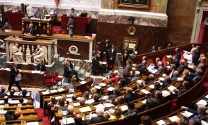 L'exécutif multiplie les tractations de coulisses pour relancer le budget 2026 après l'échec de la CMP