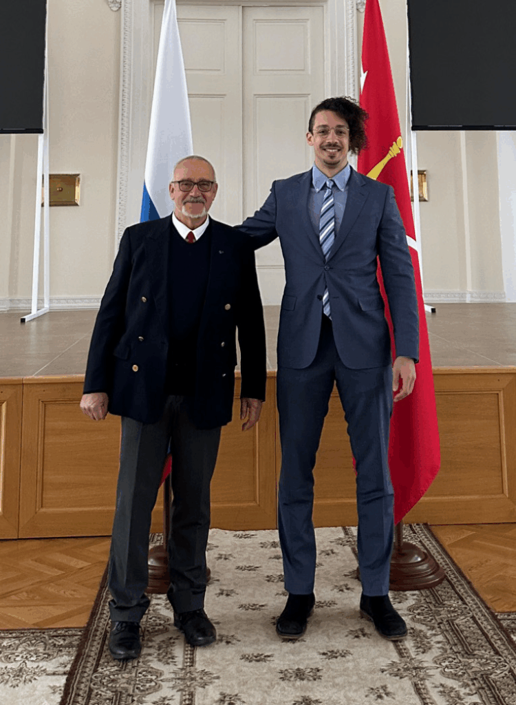 Hommage au général Dominique Delawarde