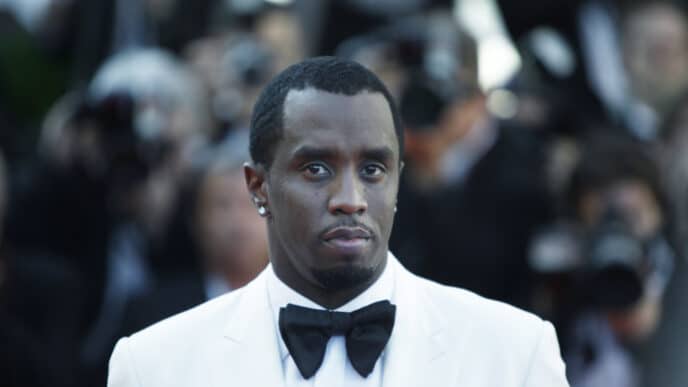 Suivez les révélations chocs du procès P. Diddy 2025 : accusations de trafic sexuel, coercition et scandales au cœur de l'industrie musicale.