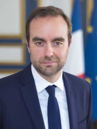 Armées, Sébastien Lecornu, a déclassifié un document détaillant les exportations d’armements français vers Israël