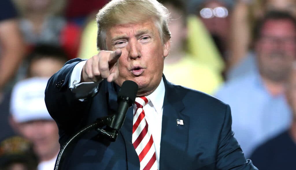 Trump, BRICS, Tarifs douaniers