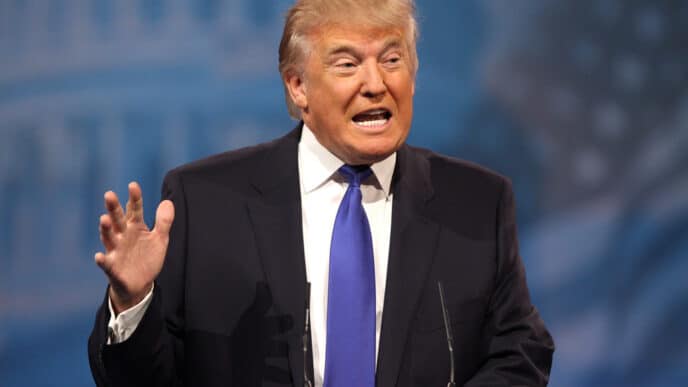 Donald Trump, sanctions contre la Russie, livraison d'armes à l'Ukraine