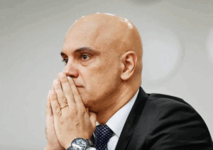 Les États-Unis révoquent les visas d'un juge brésilien et de ses alliés suite aux poursuites contre Bolsonaro