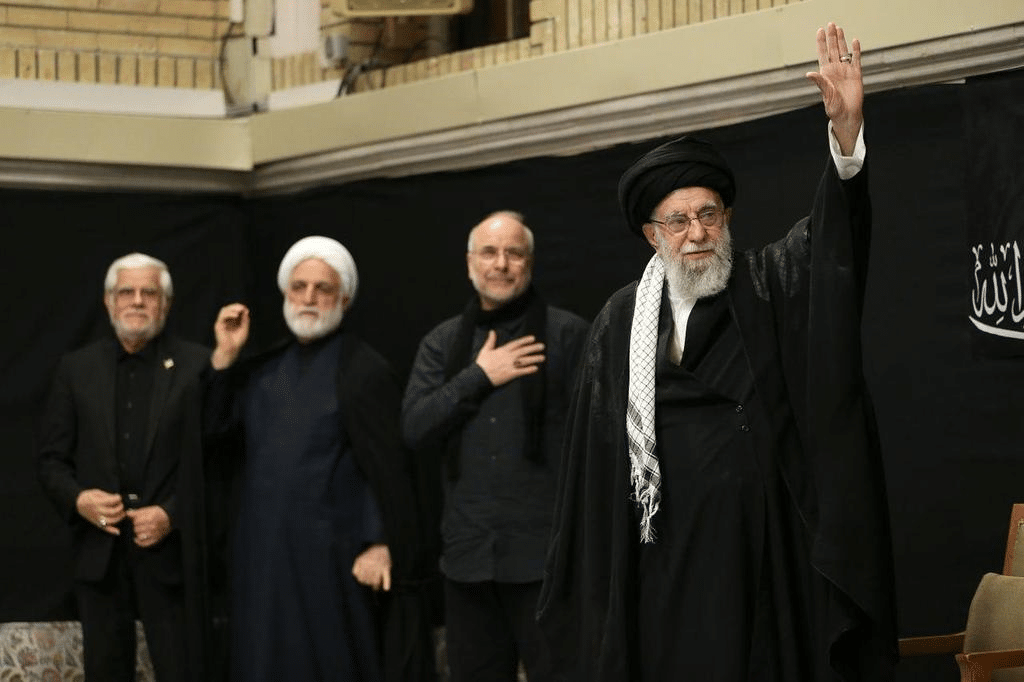 Première apparition publique du Guide suprême de la révolution islamique d'Iran, l'Ayatollah Khamenei, depuis la guerre des 12 jours contre Israël.