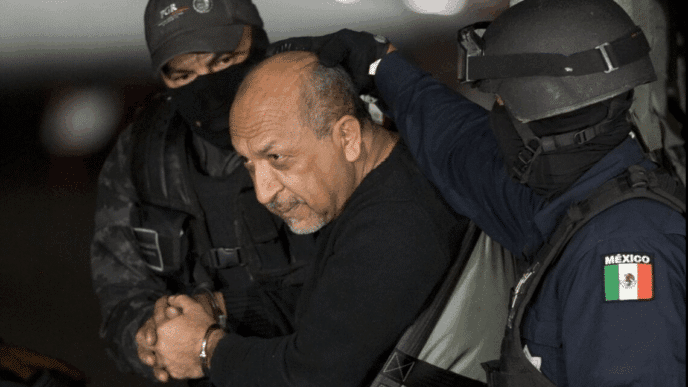 26 membres de cartes mexicaines sont transportés aux États-Unis