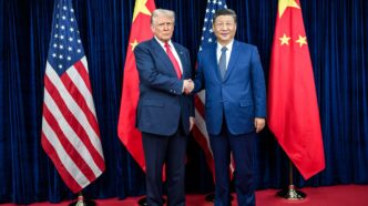 Le président Donald J. Trump et le président Xi Jinping se rencontrent en Corée du Sud