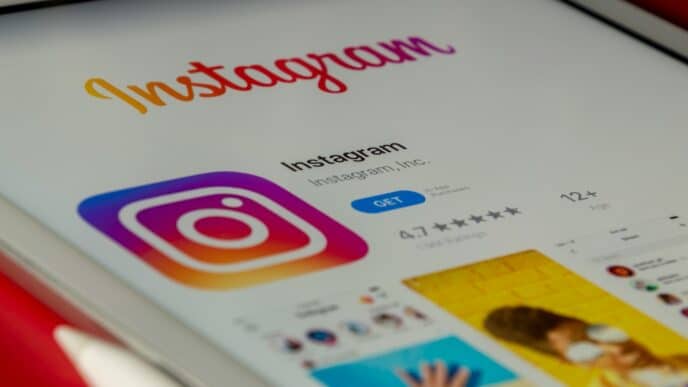 Meta va filtrer davantage de contenus sur les comptes Instagram d’ados