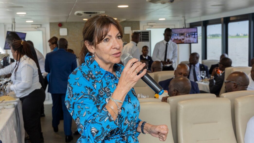 États-Unis, Maroc, Mauritanie… Le tour du monde d’Anne Hidalgo en classe affaires