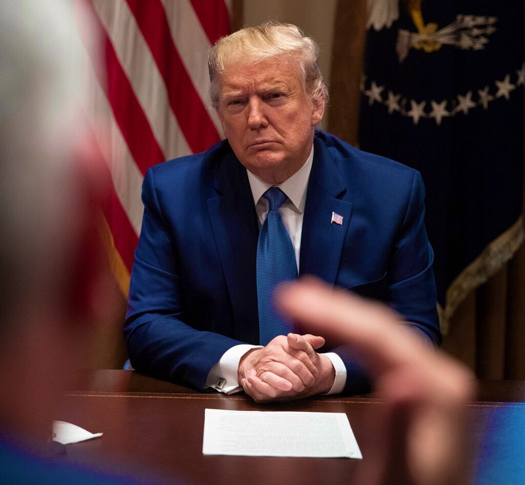 Donald Trump annonce la capture de Nicolás Maduro après frappes américaines à Caracas et La Guaira