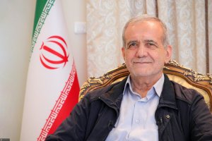 Massoud Pezechkian : les États-Unis, Israël et l'Europe mènent une «guerre totale» contre l'Iran