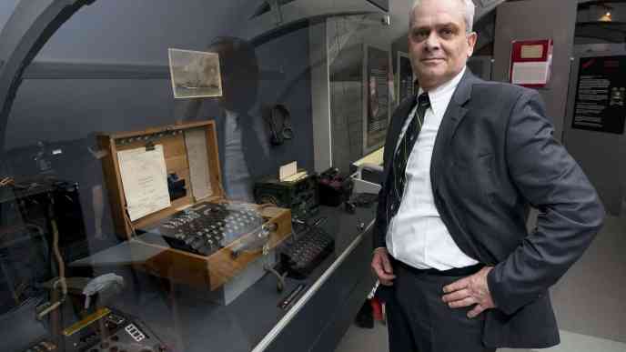 Jacques Baud, expert suisse en renseignement est sanctionné par l’UE