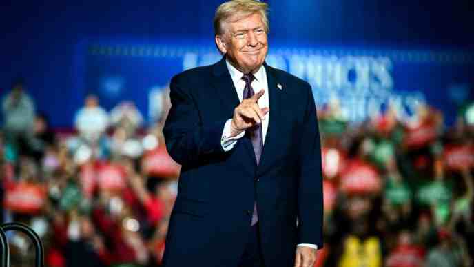 Trump rejette la pression israélienne pour maintenir les sanctions contre la Syrie