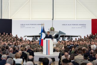 Groenland, Iran, budget militaire : les appels d’Emmanuel Macron à Istres