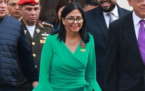 Trump annonce la remise de 30 à 50 millions de barils de pétrole vénézuélien aux États-Unis après capture de Maduro