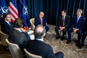 Trump et le chef de l'OTAN annoncent un cadre d'accord sur le Groenland à Davos