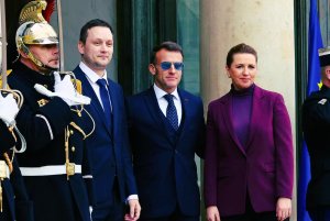 Macron reçoit Frederiksen et Nielsen à l'Élysée pour affirmer la souveraineté européenne face aux États-Unis