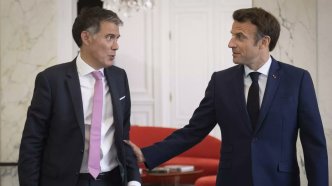 Olivier Faure négocie un compromis budgétaire avec le centre et la droite à Bercy