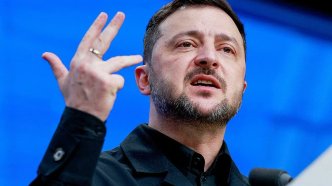 Zelensky laisse entendre qu'il pourrait rester au pouvoir.