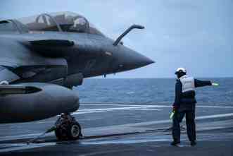 Bretagne : 600 parachutistes britanniques et français s'entraînent pour un déploiement en Ukraine