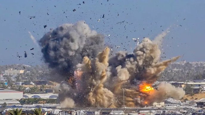 Un lion qui rugit sur ordre d'un autre n'est plus un lion : la France face aux frappes sur l'Iran