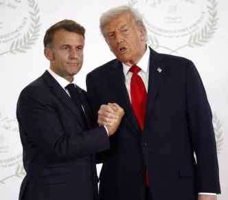 Trump menace l’Europe : le gaz américain pourrait être coupé si l’UE ne ratifie pas l’accord commercial