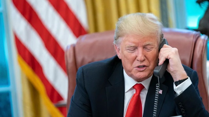 « Je pense que la guerre est finie » : comment une phrase de Donald Trump a fait vaciller le pétrole