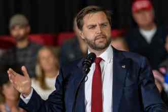 Ovnis, démons, extraterrestres : que cherche vraiment JD Vance dans les dossiers classifiés ?