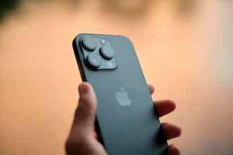 Apple impose la vérification d’âge : le Royaume-Uni laboratoire du contrôle numérique