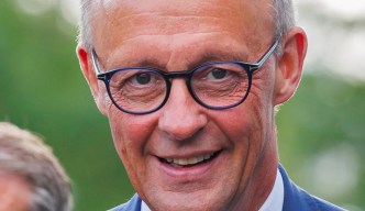 L'Allemagne interdit à ses hommes de quitter le territoire : l'Europe se prépare à la guerre en silence