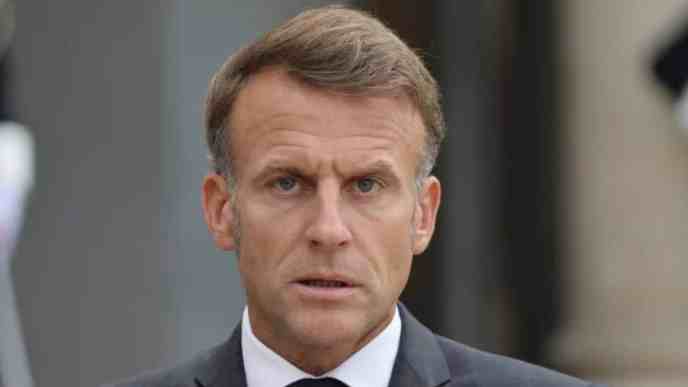 « Ni élégant ni à la hauteur » : Macron répond à Trump