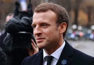 Vu de l’étranger, Macron laisse un champ de ruines avant la présidentielle de 2027